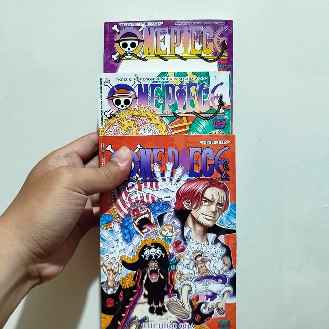 sonisnipz's tweet photo. #WTS komik : ONE PIECE 103 . 104 . 105.
IDR 110K (3 komik).
Kondisi bagus 99%, Mulus Halus, Halaman komplit, Tidak ada yang lepas.  #WTSkomik #onepiece #komikonepiece #ONEPIECE1163 #wtsonepiece #onepiece1163spoilers https://t.co/AWPT9Zsmsw