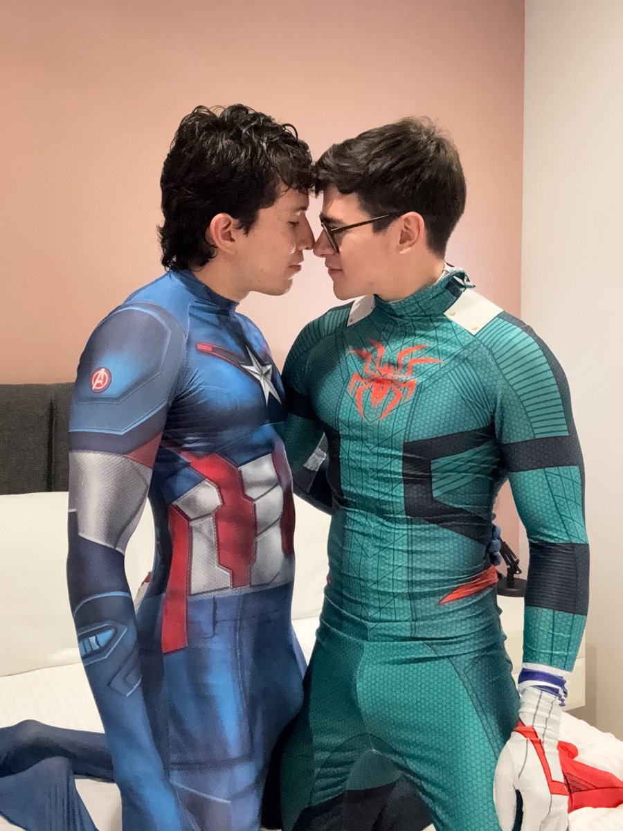 onlyrick22's tweet photo. Chudai 🔥

Ya casi es halloween 🎃...

@Alexgonzxx99 me pidió dulce o verga🔥, le terminé dando la segunda 🤤🍑😈 https://t.co/EKPHRA99an