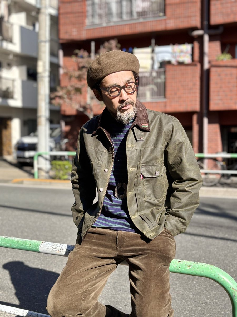 tinyrecords's tweet image. 今日発売のLevi’s × Barbour。
私はワックスドコットンの2ndタイプジャケットを選びました◎
@Levis_Japan @Barbour