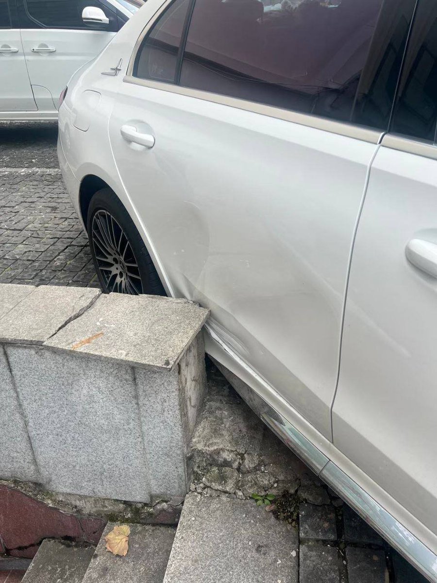 请叫一声老师 tweet media