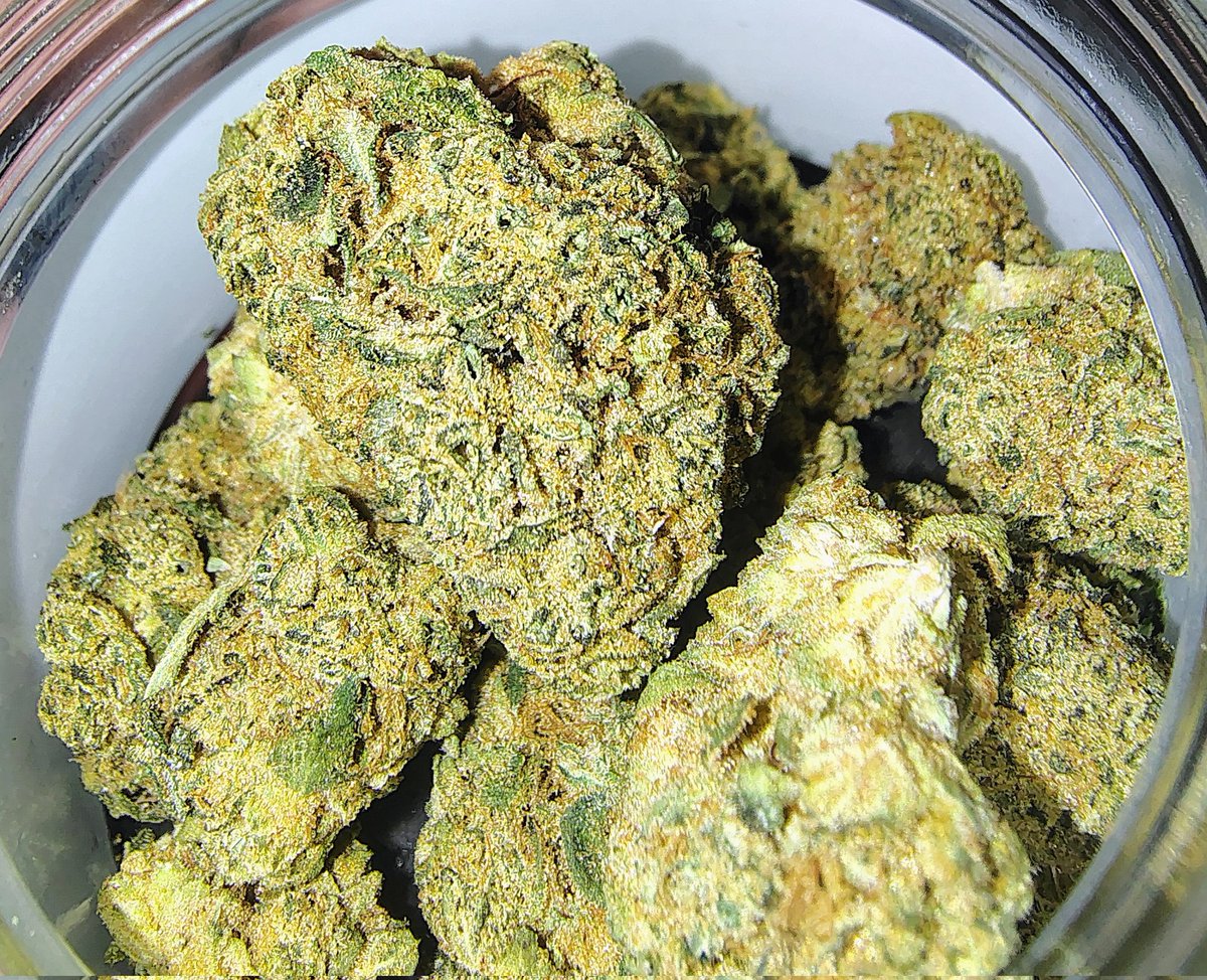 LateNightRetro tweet media