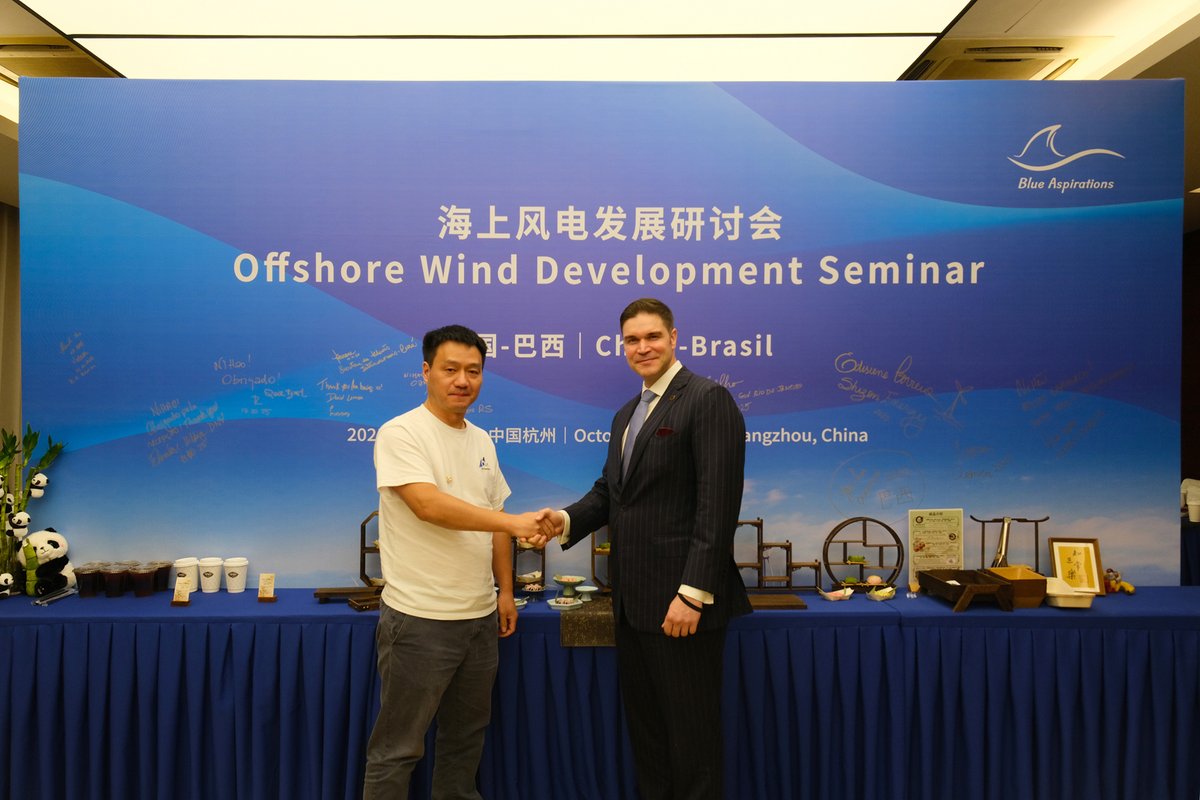 BlueAspirations's tweet photo. Blue Aspirations and Gazelle Wind Power partner to develop floating offshore wind tech, unlocking deep-water wind potential for a sustainable future.

Read more👉https://t.co/NSRKU9VYjZ

#OffshoreWind #FloatingWind #BlueAspirations #GazelleWindPower #FOWT https://t.co/pIcbPuTa2I