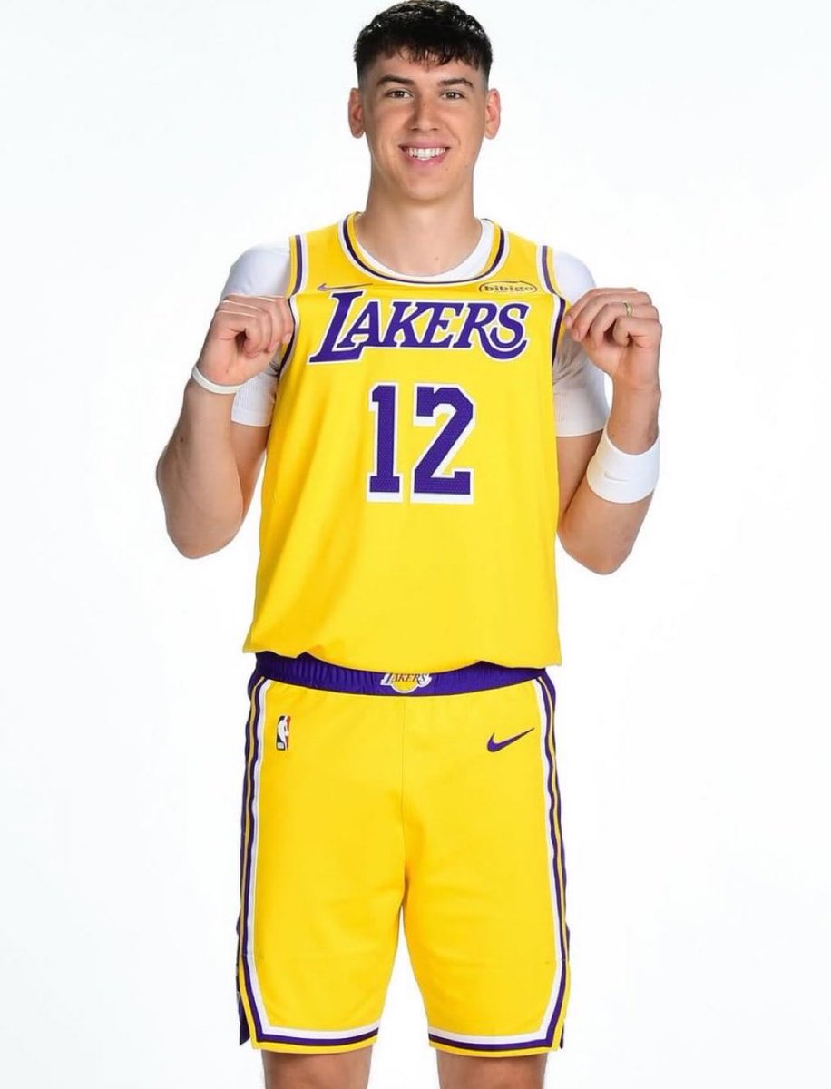 Mundo Lakers tweet media