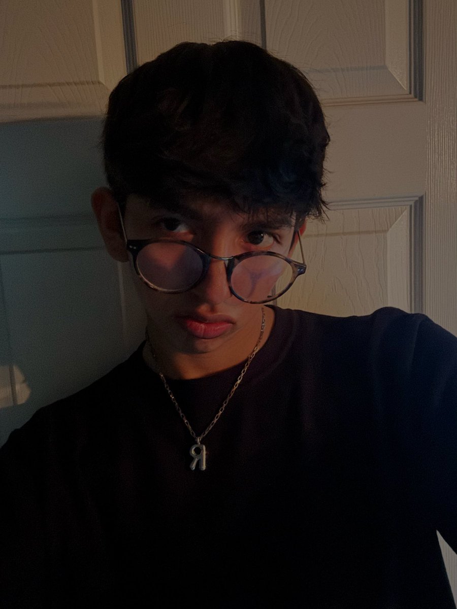 soyrodrigay's tweet image. 🖤🪩