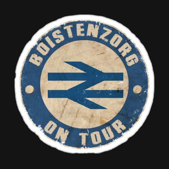 Biasa kita mah bagian yang nyetak sticker aja hehe 🤏