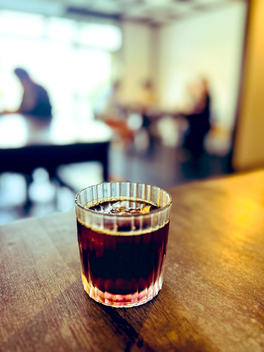 yoko_ping's tweet photo. 土曜に行ったカフェの思ひ出…コスタリカのアイス、おいしかったな… #embankmentcoffee https://t.co/yJ1o2xJOqe