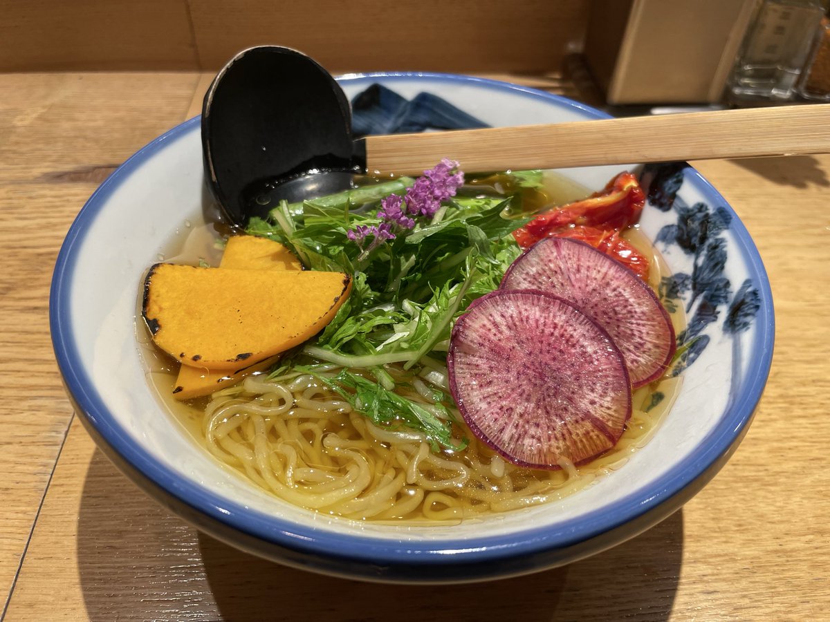 djmonchuck's tweet photo. 次の企画のために、”グルテンフリー”キーワードで取材中。醤油や調味料とかにも小麦は使われてるから、完全なグルテンフリーはなかなか難しいんだけど、グルテンフリー要素があるヘルシーな企画になりそう。 https://t.co/ZGkX3ewPmH