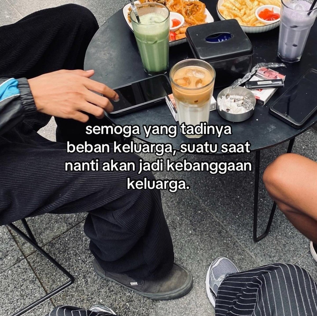 poconxg's tweet image. 