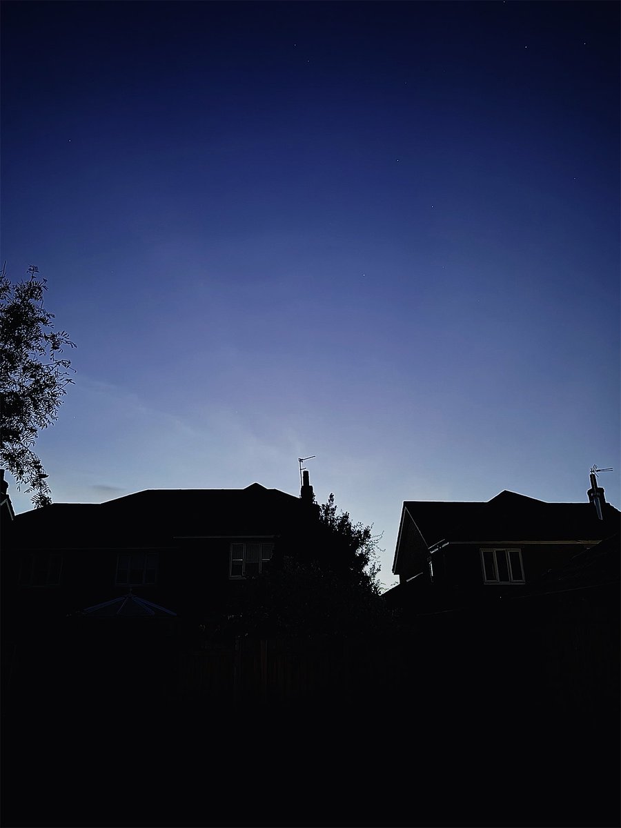 Morning world, nearly two hours into my working day! Today will be brought to you by swearing and caffeine. 🤬☕️