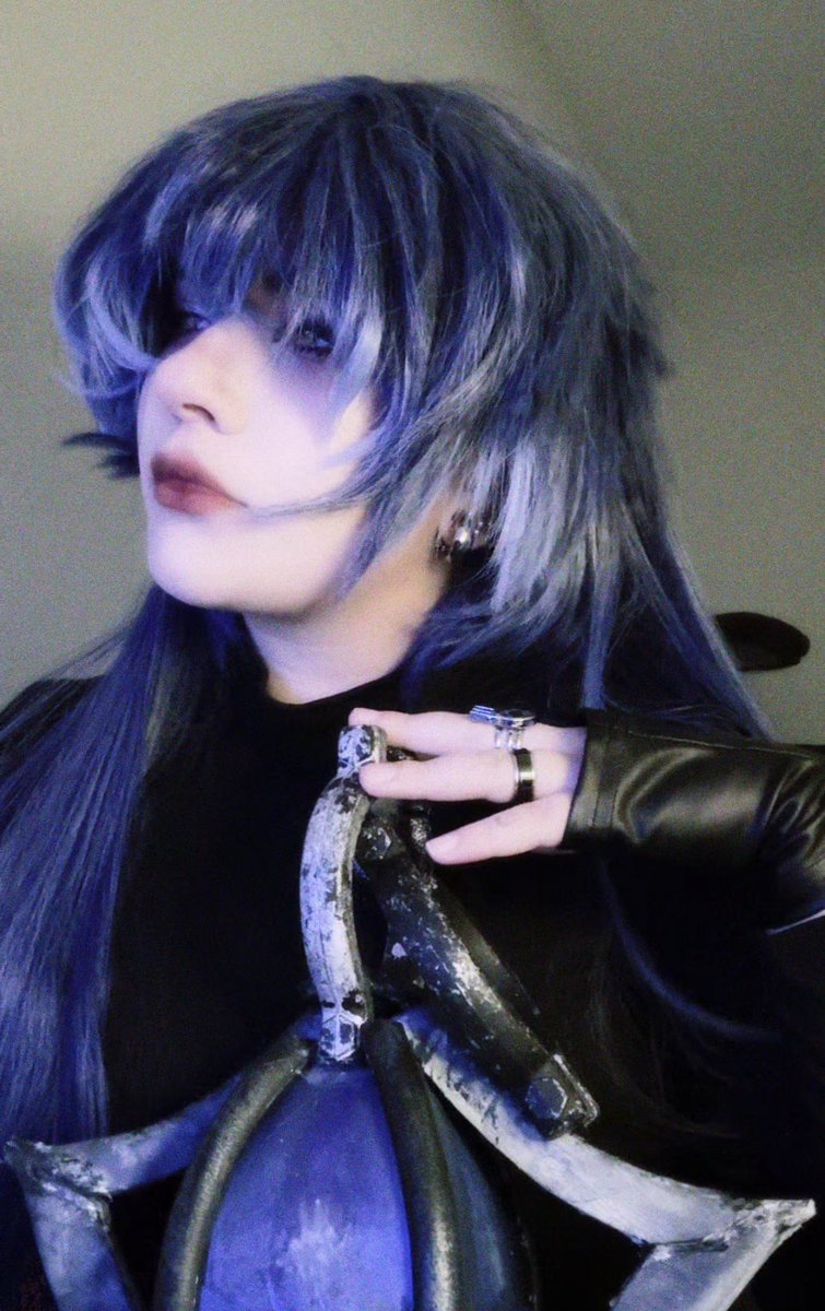 swir1zy's tweet photo. Styled the wig, currently working on the outfit. Hope y’all like my WIP Flins 🙂‍↕️ 
#flins #flinscosplay #GenshinImpact #flinsgenshinimpact #varflins https://t.co/i24zIOP0pn