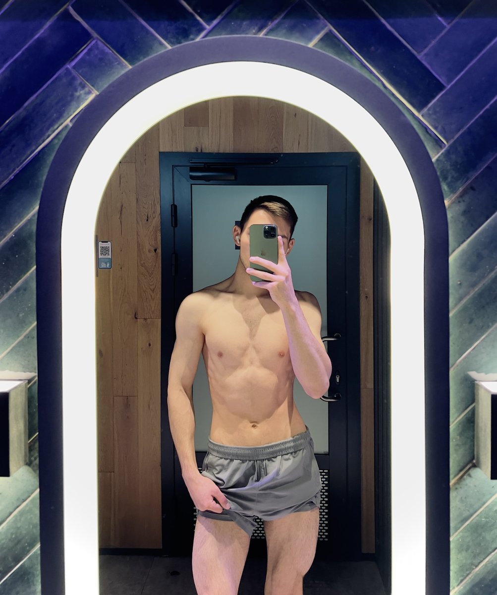 беспокойный 🅴 tweet media