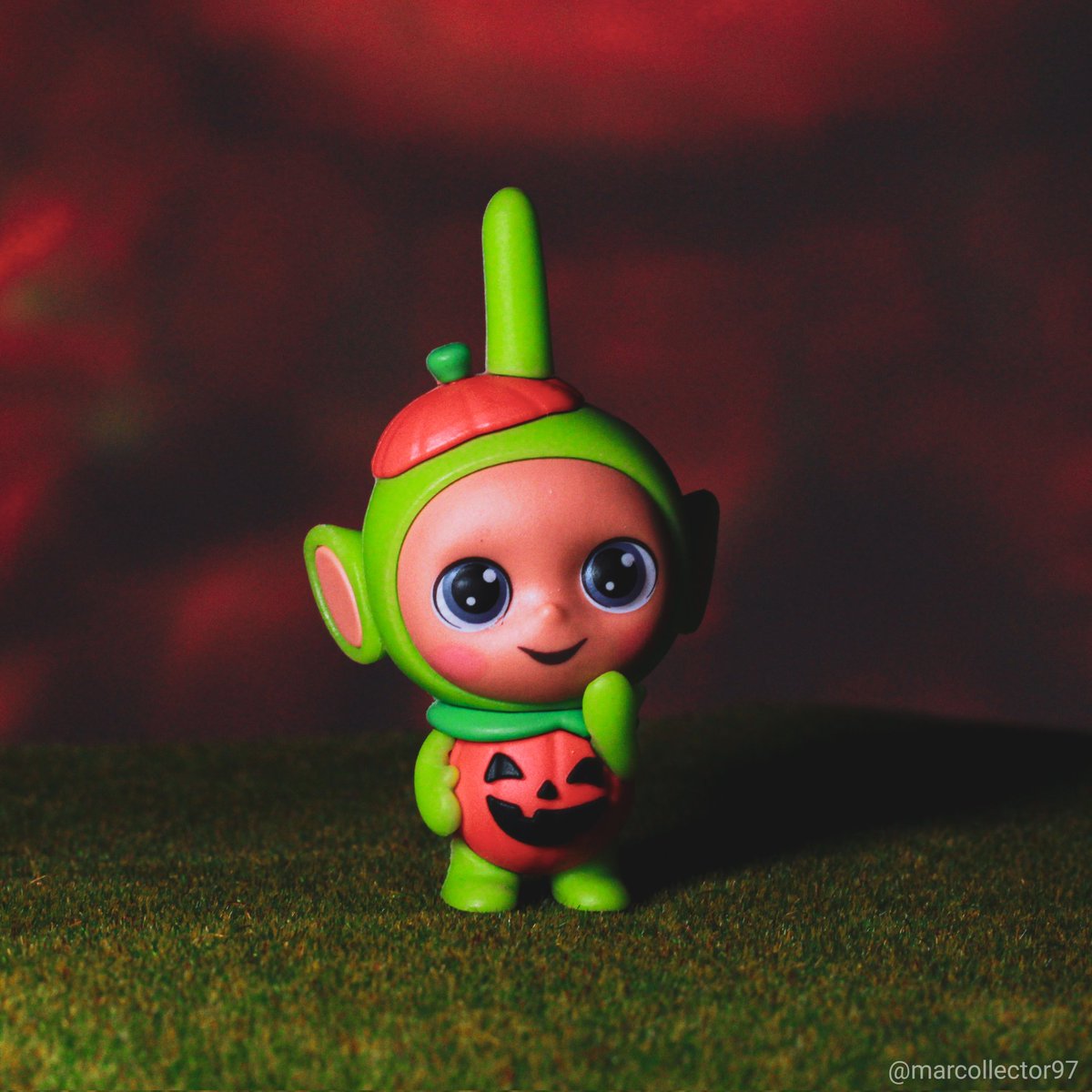 marcollector97's tweet image. ¿Quién tiene el mejor disfraz?

#teletubbies