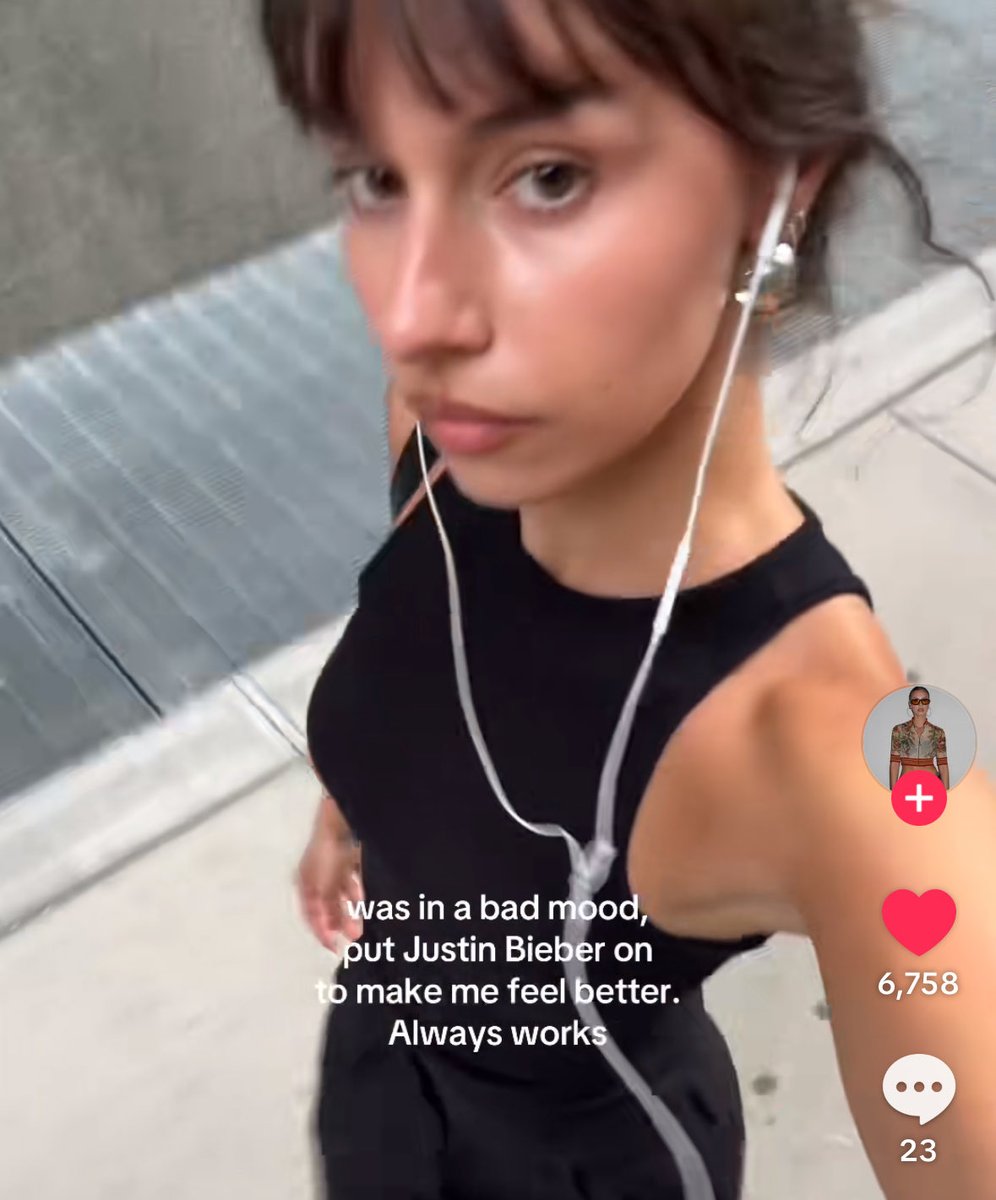 dieforbiiebs's tweet image. real asf