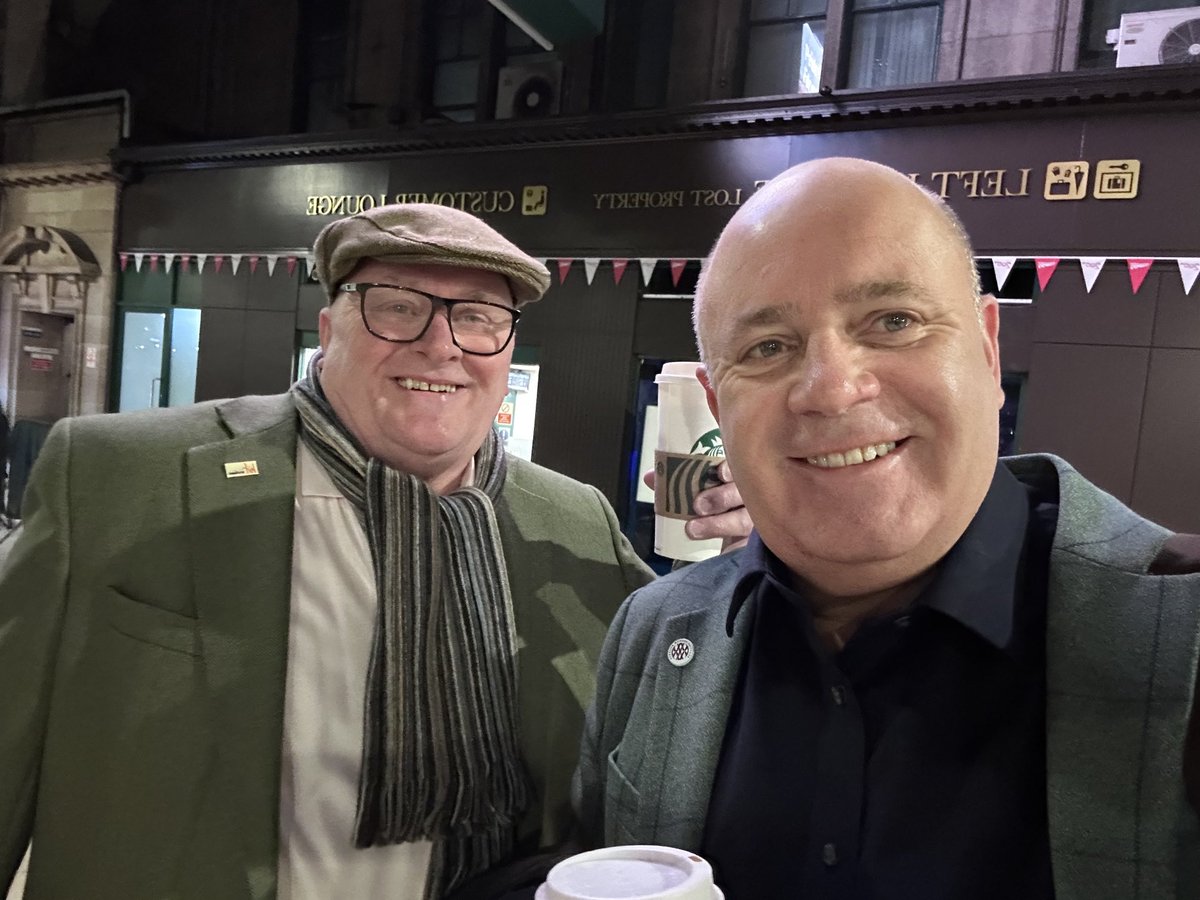 MCrothall's tweet photo. 6am start to Preston to speak at #TMI Conference in Lancaster university - always guaranteed to find a tourism & hospitality colleague up early and off to work too ! In #Craigs case work is called the @HITScotland London Lunch 😂 https://t.co/WKu3AfP385