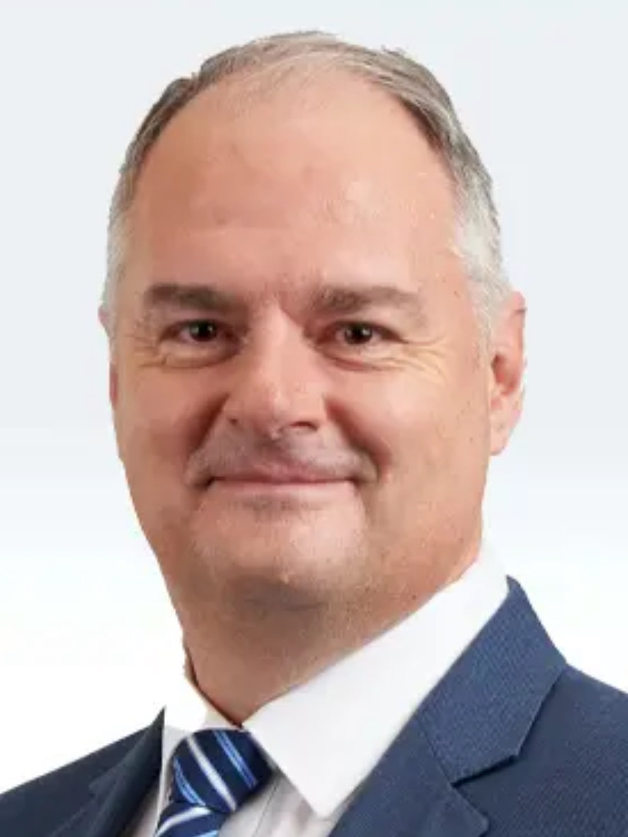 What is the point in appointing the good for nothing mat salleh Bryan Thompson from #BlackRock as the Chief Airport Operating Officer when there are constant breakdowns of aerotrain?  Heads must roll in <a href="/MY_Airports/">Malaysia Airports</a>, <a href="/MOTMalaysia/">Kementerian Pengangkutan Malaysia</a> &amp; <a href="/MOFmalaysia/">Ministry of Finance🇲🇾</a>, which has 2 reps in MAHB,