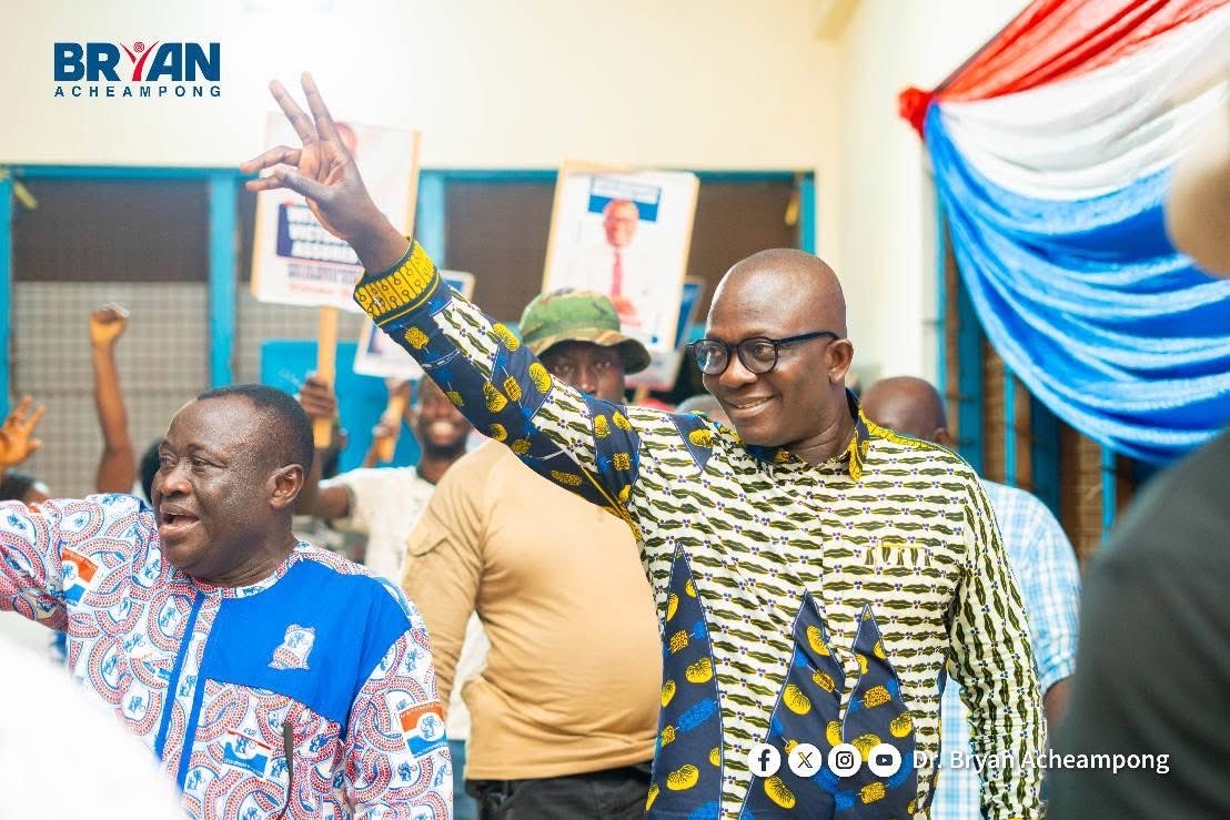 Sir_Benjaminn's tweet image. Due to his impressive track record in both the public and private sectors, he resonates with the youth. Ghanaians are seeking a leader with an entrepreneurial vision to create jobs… someone who is bold, trustworthy, and competent. #2Sure