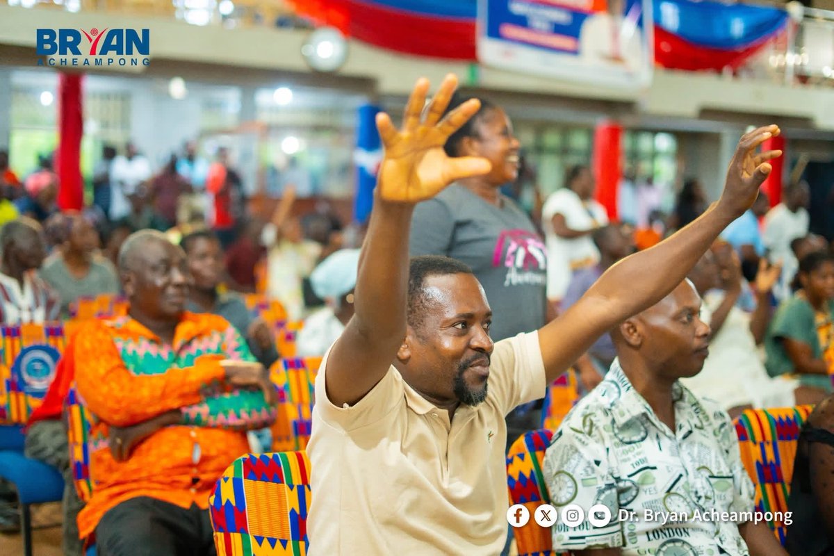 Sir_Benjaminn's tweet image. Due to his impressive track record in both the public and private sectors, he resonates with the youth. Ghanaians are seeking a leader with an entrepreneurial vision to create jobs… someone who is bold, trustworthy, and competent. #2Sure