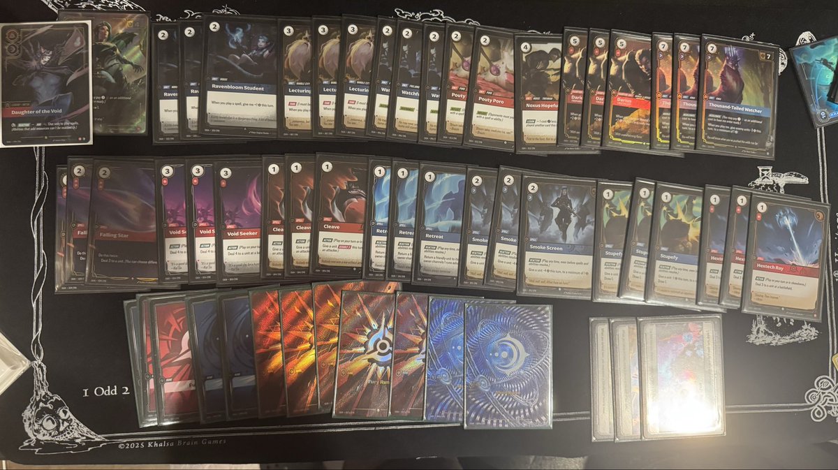 DominickVitelli's tweet photo. Day -2 Kaisa. Only missing 5 foils, please trade me foil void seekers. https://t.co/aHkp0vATpL