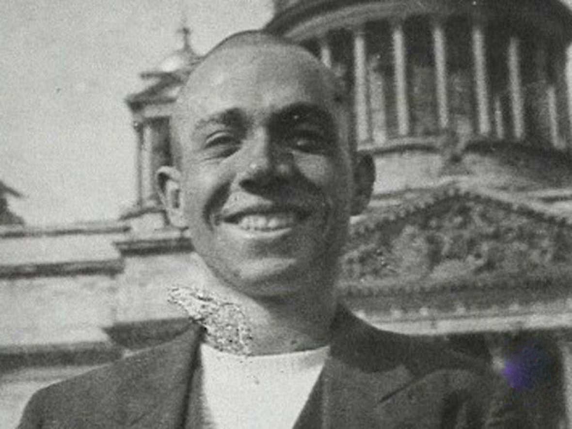 ¿Lo recordamos el día de su cumpleaños?
Por supuesto que sí. Y los demás días.

rubencastillo.blogspot.com/2023/09/episto…