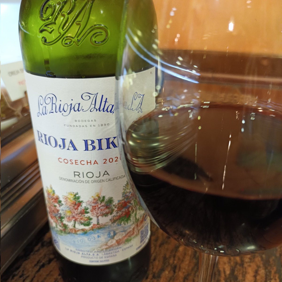 Rioja Bikaña de <a href="/LaRiojaAltaSA/">Bodega La Rioja Alta, S.A.</a>!!

instagram.com/p/DQbHeWoDdIe/…