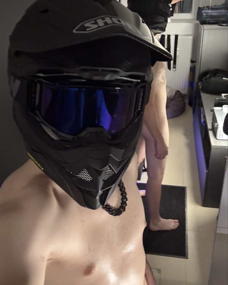 TheDirector tweet media