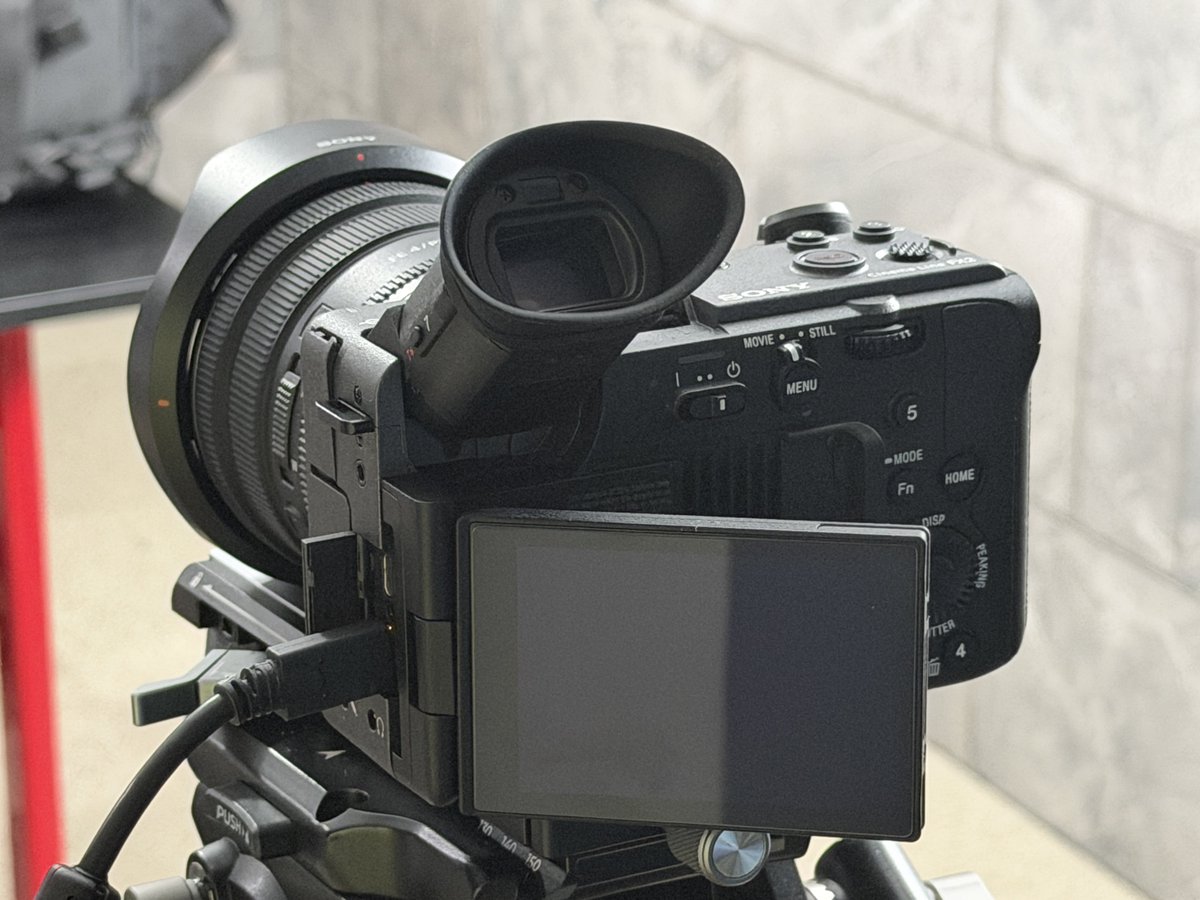 やまもんさませんよう YAMAZEN 30cm 壁掛け扇 ヘッド取り外し可能 リモコン 風量3段階