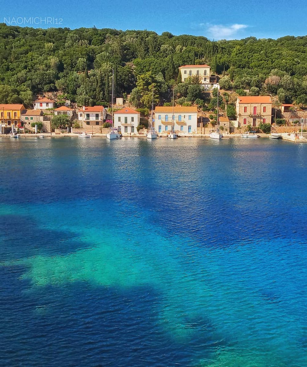 GreekPictures's tweet image. #Ithaca. Every shade of blue tells a story here, and every stone house remembers Odysseus. 🇬🇷 #Kioni
📷 naomichri12