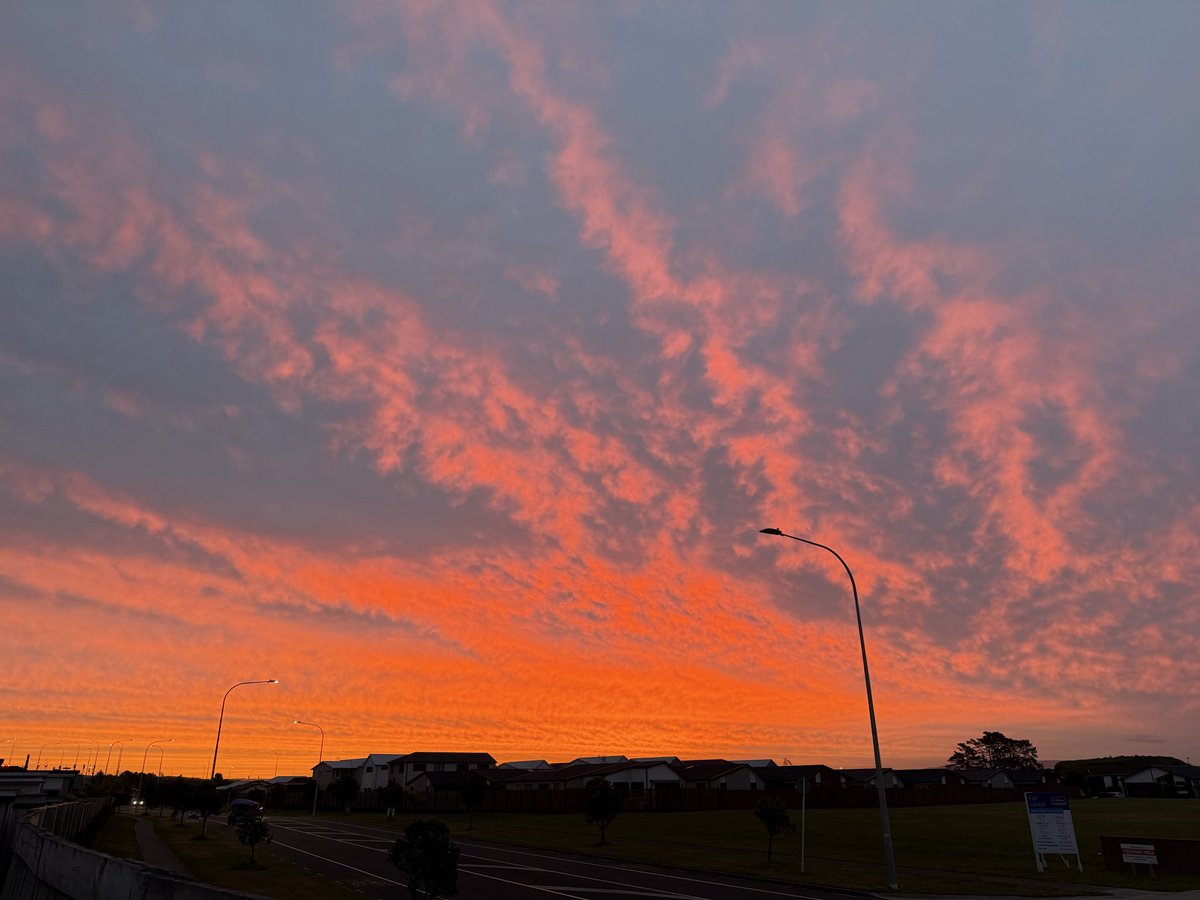 seanx23pfa's tweet image. Nice sunset here in NZ
