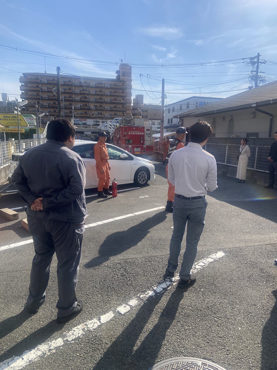 naniwa_kikaku's tweet photo. 消防避難訓練
実施しました。

#東大阪市
#長田
#布施
#不動産賃貸管理
#株式会社ナニワ企画

 https://t.co/gD5nReR6Hc https://t.co/7ROOT43Xbu