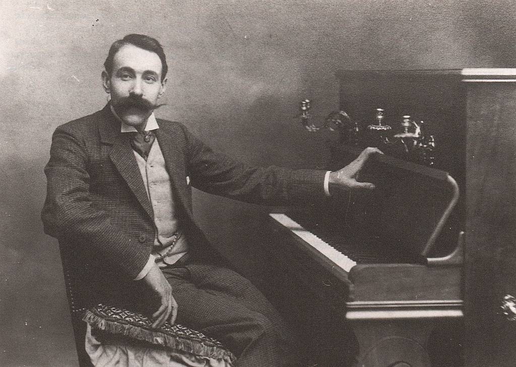 Ricard Viñes, l’ambaixador de la nova música per a piano. El nou capítol de #Paperets, el #pòdcast sobre #PatrimoniMusicalCatalà.
Escolteu-lo, compartiu-lo, comenteu-lo, puntueu-lo 
🎧➡️podcast.ficta.cat/paperets/ricar…