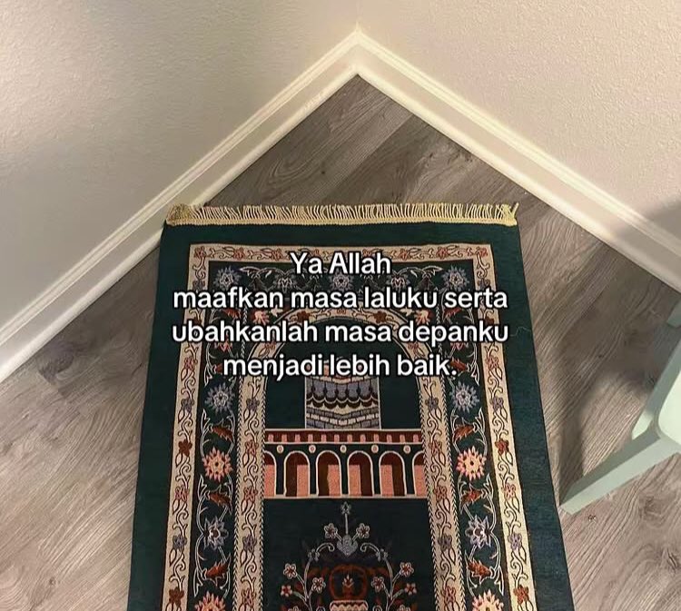 Laaa tweet media