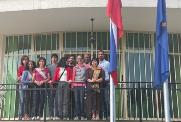 SLOinETH's tweet image. An Eritrean/Ethiopian/Slovenian family, who've been living in #Slovenia for several years, visited the 🇸🇮 Embassy in Ethiopia 🇪🇹. They made an important donation to the Bosco Children Centre, where #SlovenianAid is implementing its TVET project on beekeeping🐝for #StreetChildren.
