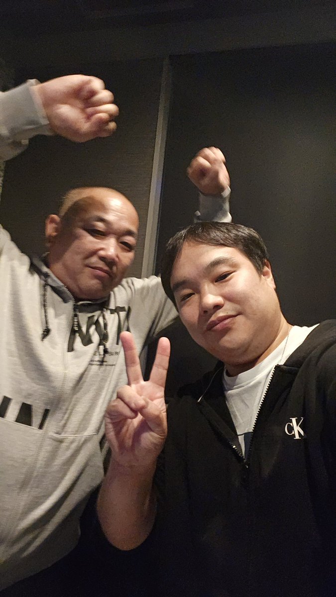 MeKoukun's tweet photo. 今カラオケに来てる笑😆 https://t.co/mICSEvV80E
