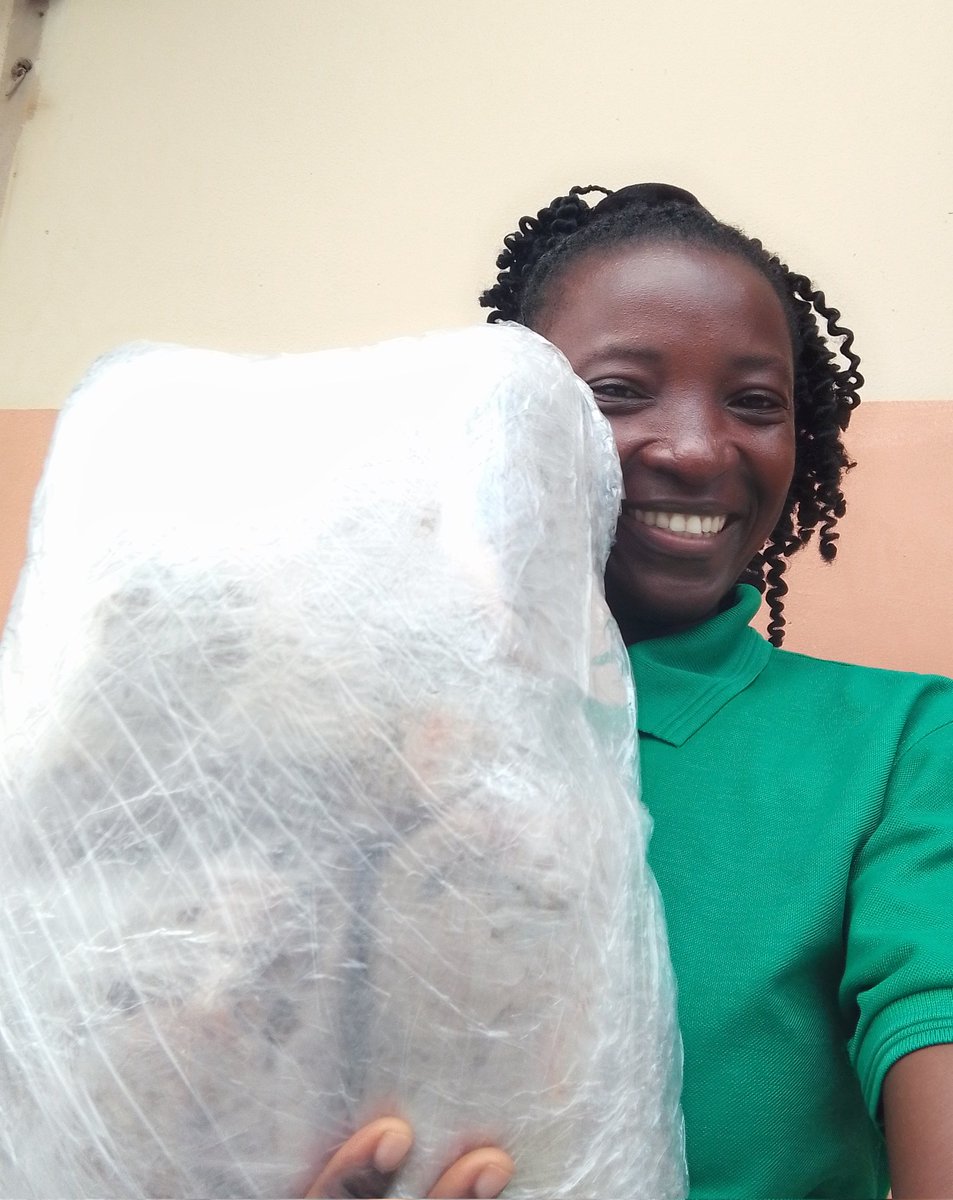 InneInnih's tweet photo. Did you see what I wanted you to see? 

A full GOAT! 

Fresh! 

No spill, No Leaks! 

68k. 

Send us a DM NOW. 

Doorstep delivery available in Lagos and Ibadan.

Please RT https://t.co/U1oPxnx5I1