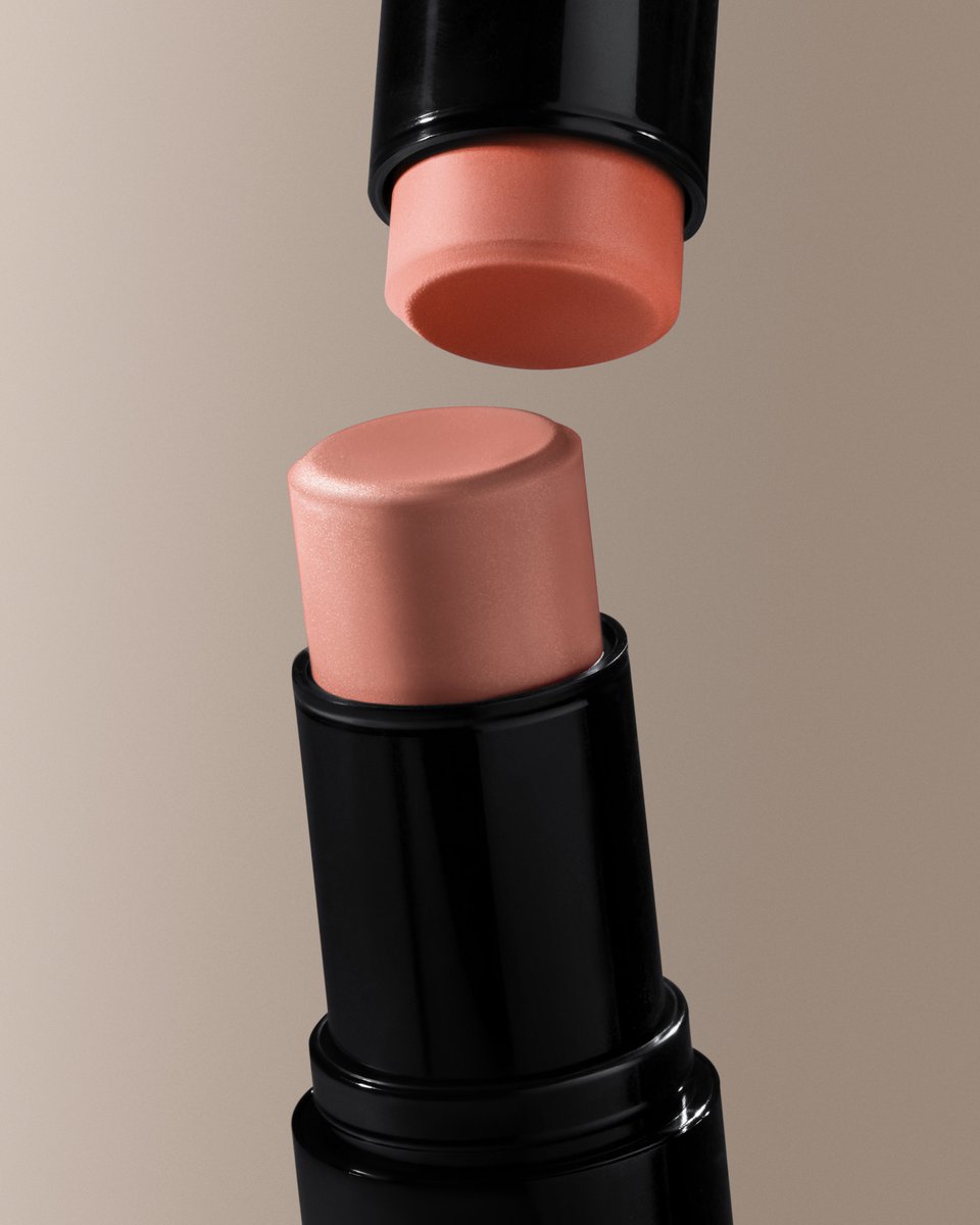 Holiday Collection 第2弾✓ 《ブラッシュスティック》 ムースのような