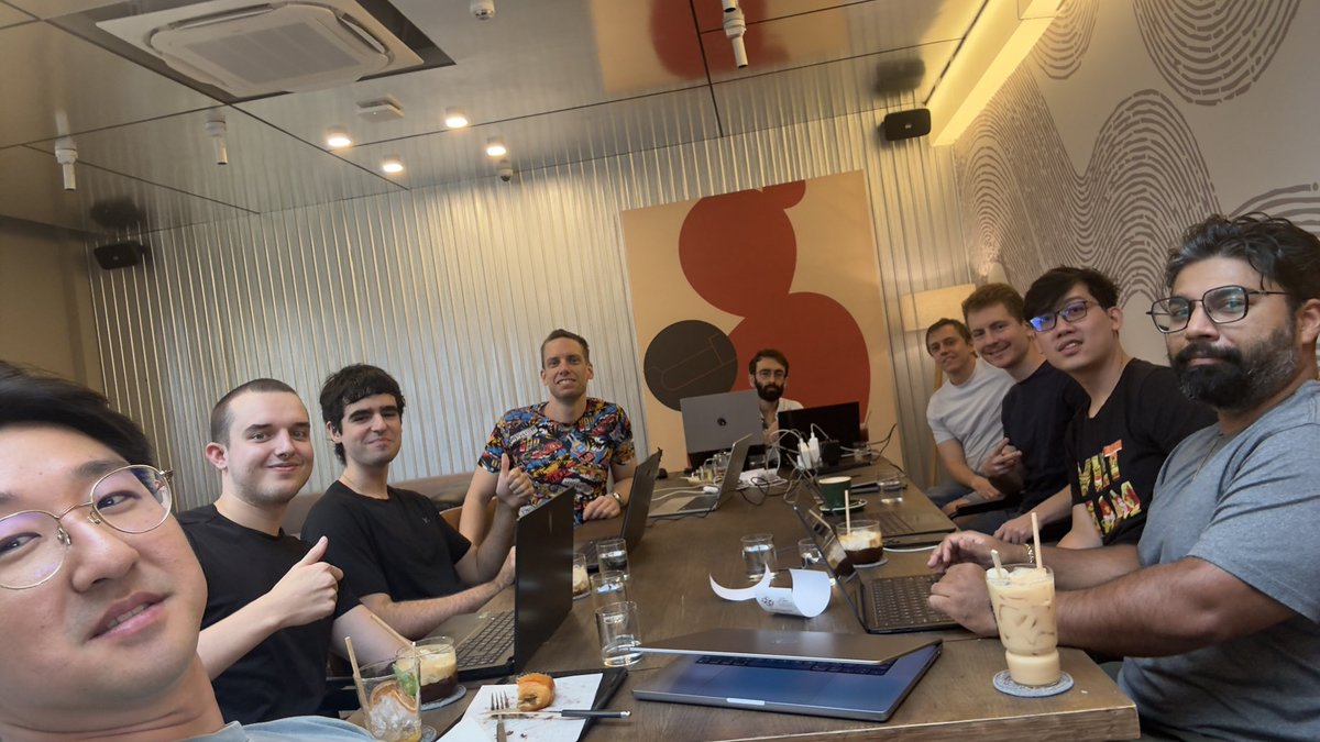 Hackanang is going strong in Da Nang leading up to Hacker Residency.

Community + Accountability