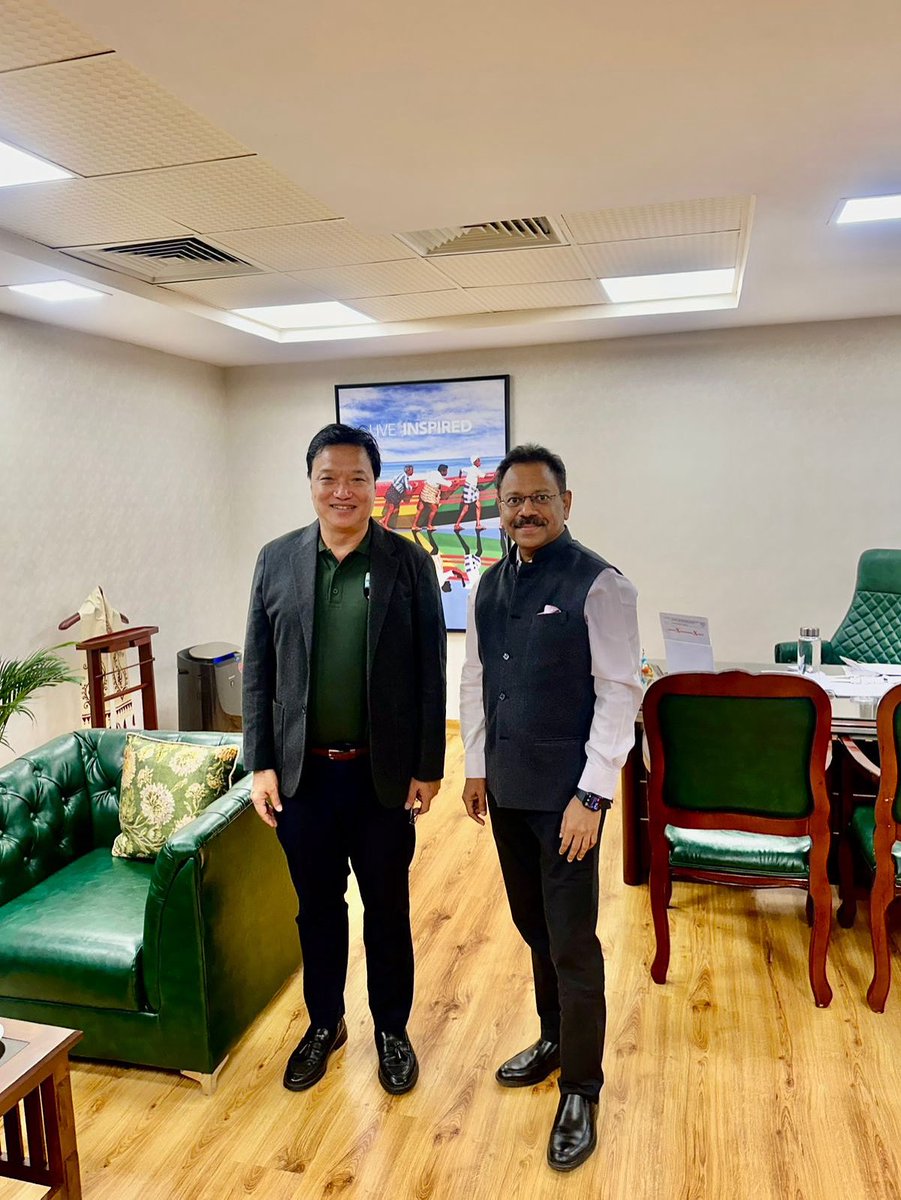 Met Shri Suman Billa, IAS, Addl. Secretary &amp; DG, Ministry of Tourism, GoI.
Had an engaging discussion on tourism growth in Arunachal Pradesh &amp; the NE region.He was very encouraging and supportive of the upcoming Postcard Hotel by the Siang in Pasighat. <a href="/ArunachalTsm/">Arunachal Tourism</a>