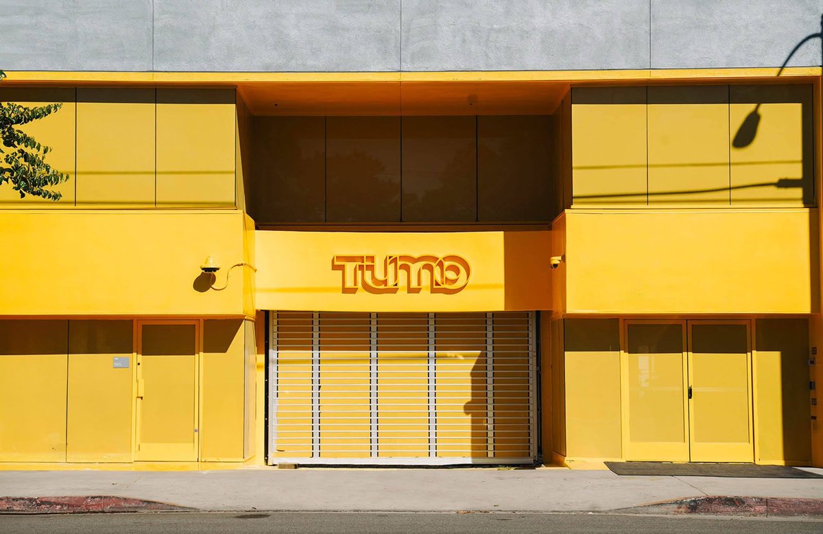 ArMaghak's tweet photo. 🇦🇲🇺🇸#Armenia’s TUMO has opened its first center in the United States and plans to create a network of innovation schools across the country 

On October 18, the official opening of #TUMO Los Angeles — the first center of the Armenian educational network in North America — took place in #LosAngeles.

The center, located in the North Hollywood area, is designed for 1,500 teenagers who will study filmmaking, music, animation, 3D modeling, game development, graphic design, programming, and robotics — all free of charge.

According to founder Sam Simonian, what began as a project for #Yerevan’s teenagers has turned into a global educational movement with more than 35,000 students each week — from Paris to Gunma, Japan.

The state of #California allocated $23 million for the project, while the city of Los Angeles contributed $3 million.

#USA