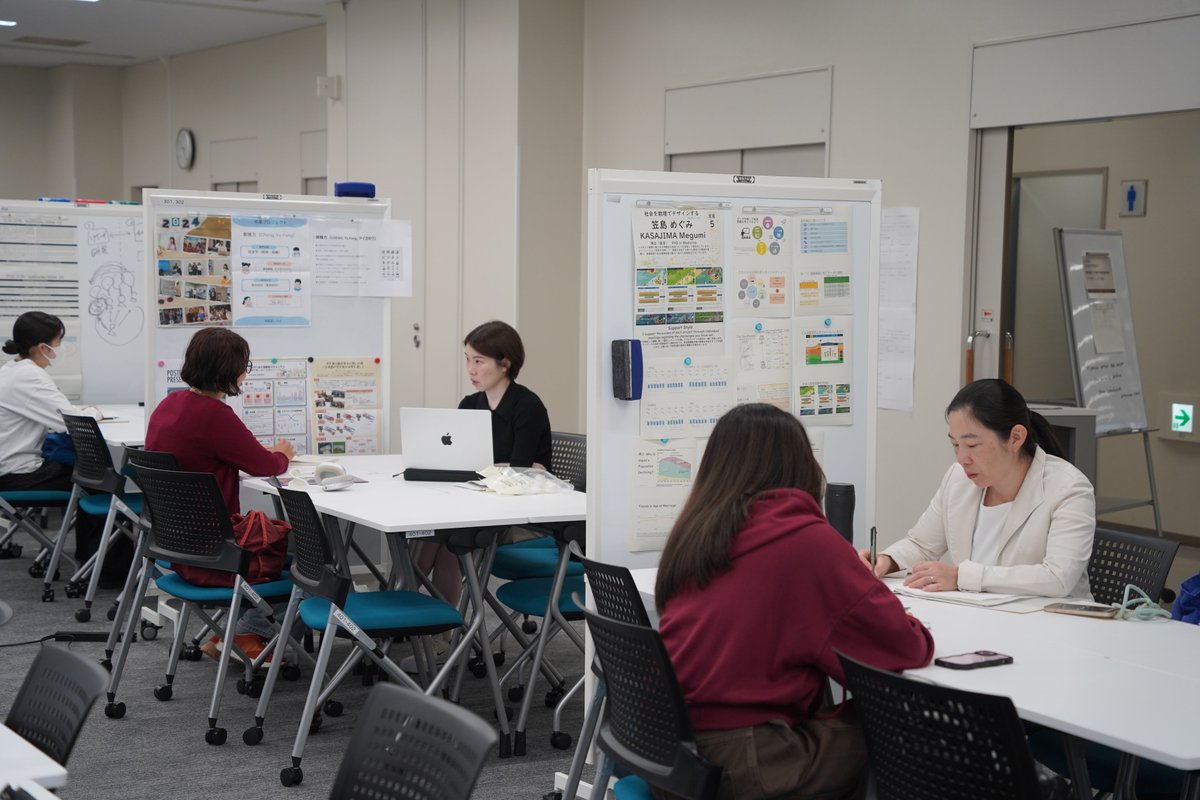 EikeiUniversity's tweet image. ✨Kicking off the Degree Project!
Third-year students explored ideas, asked big questions &amp;amp; met faculty in a hands-on workshop. Excited for what’s next! 💡📘
eikei.ac.jp/english/news/2…

#DegreeProject #CollaborativeLearning
#ExperientialEducation #ProjectManagement