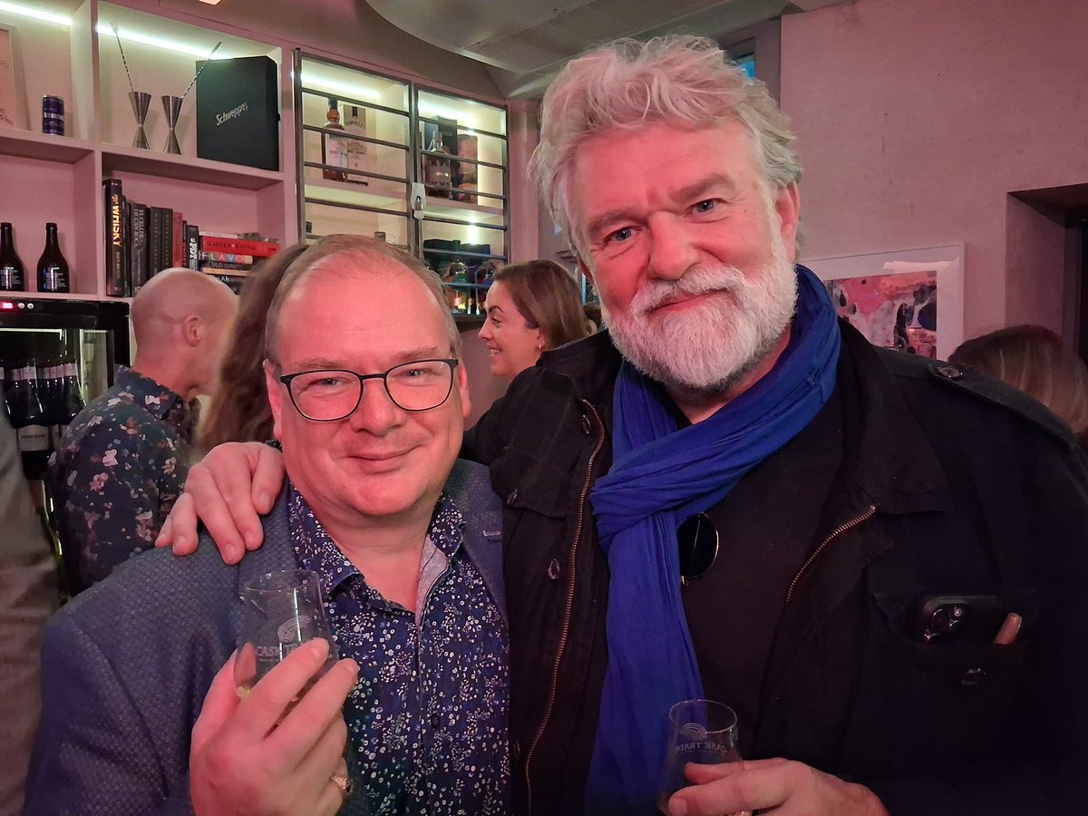 Amanda Cheesley tweet media