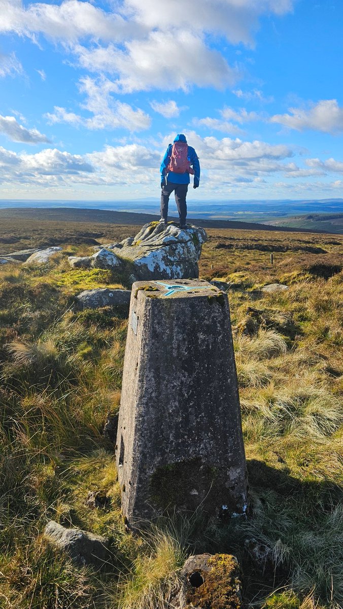 HikingManchest1's tweet image. Sighty Crag is a remote hill in  the Kielder Forest region near the #Cumbria / #Northumberland border. Four miles from the nearest road it, it is the remotest 'Marilyn' Hill in the whole of England.
#TrigpointThursday