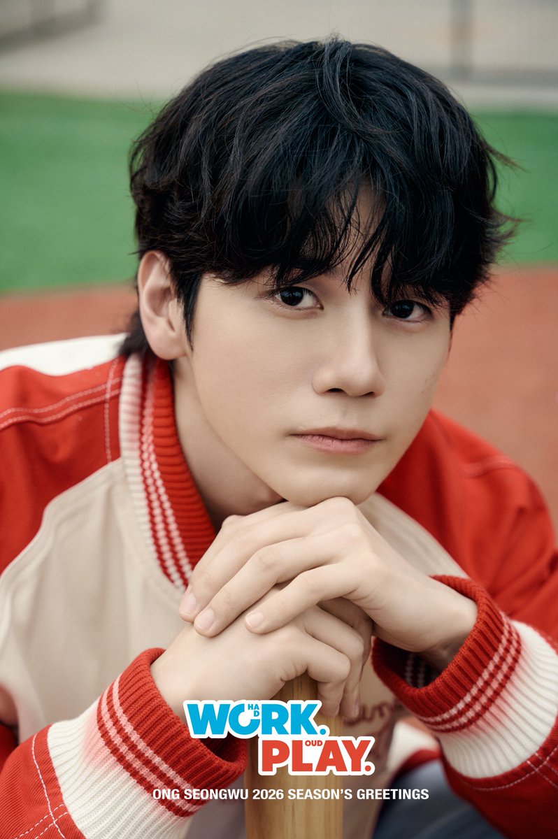 [📷] 2026 ONG SEONGWU SEASON’S GREETINGS <WORK HARD, PLAY LOUD> 

⚾️ PRE-ORDER OPEN
2025. 11. 05. 3PM(KST)

#옹성우 #ONGSEONGWU
#2026SEASONSGREETINGS #WORK_HARD_PLAY_LOUD