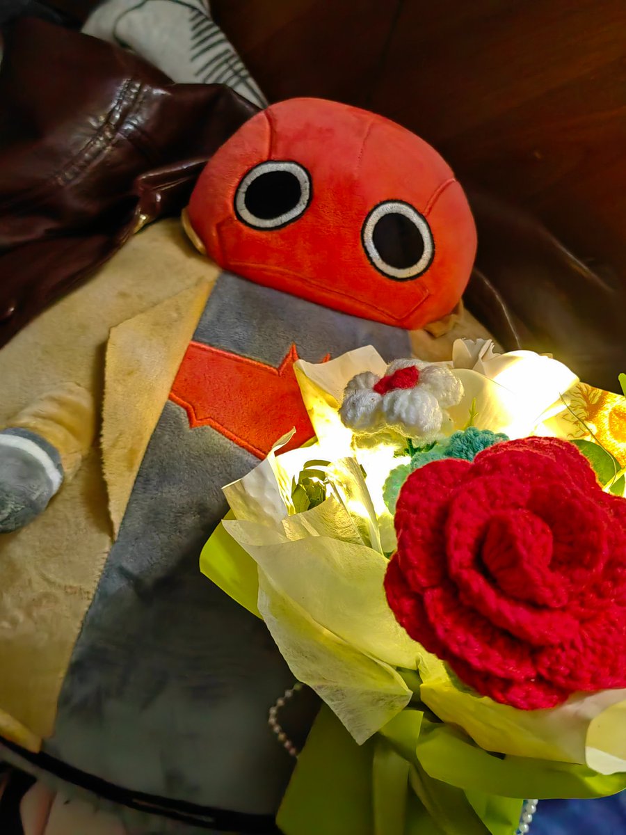 lanya1109's tweet photo. Could everyone help us spread the information? Fat Jason Todd only has a "WeiDian" selling his products. WE DON'T HAVE ANY WEBSOTES OR PLATFORMS. #jasontodd https://t.co/5KiTRIB75f