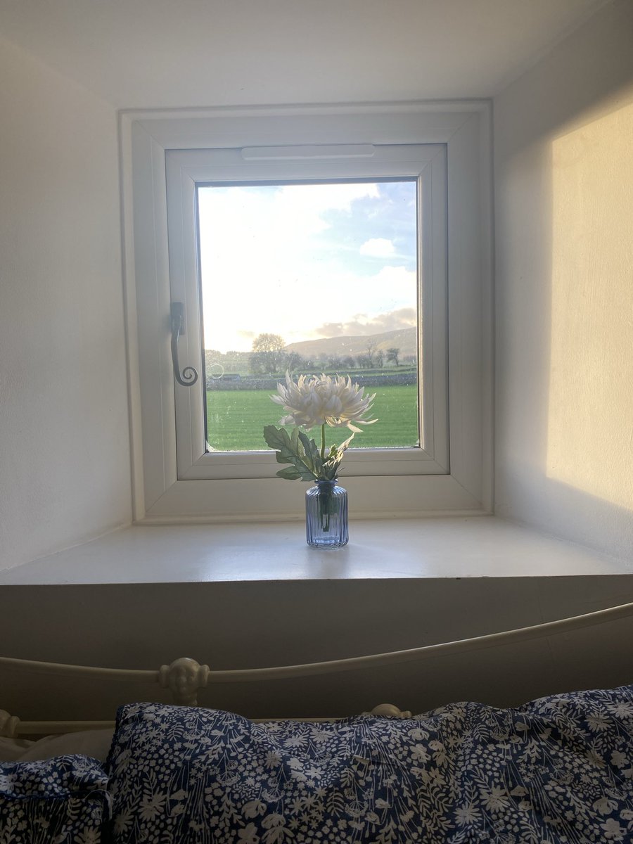 Few days in the Lakes with the kids. Lovely cottage, great food, book buying at <a href="/SReadBooks/">Sam Read Bookseller</a>, a little walking…just not long enough! Horrific M6 traffic both ways did not help 😢