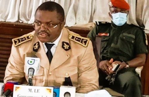 Crise post-électorale : le gouverneur du Littoral dément toute évasion à la prison centrale de New-Bell stopblablacam.com/politique/3010…