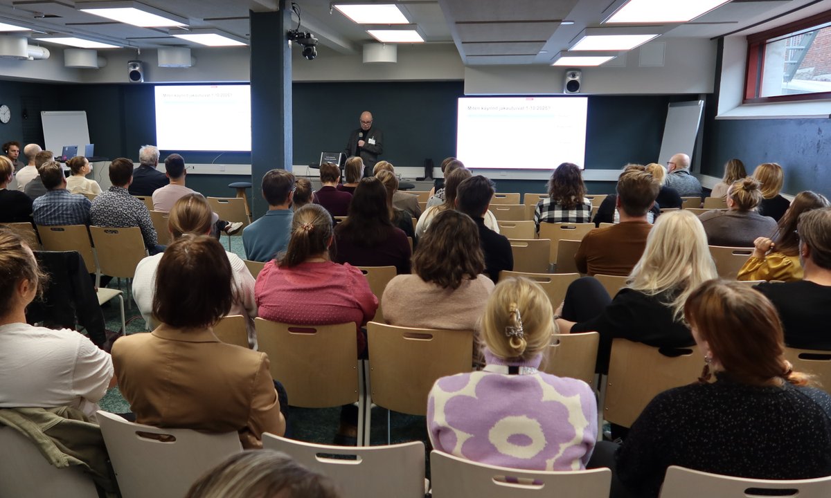 💎 Toinen seminaaripäivä Turussa ja Teamissa! Maaperä kuntoon -päivät 29.-30.10.2025! 🌟Tänään kuullaan mm. miten tekoälyä voi hyödyntää PIMA-tehtävissä ja millaisia ympäristöselvityksiä kriisinhallinta-alueilla tehdään ja paljon case-esimerkkejä! 💪
#MaaperäKuntoonPäivät2025