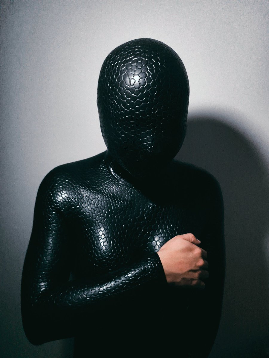 塑料壳 tweet media