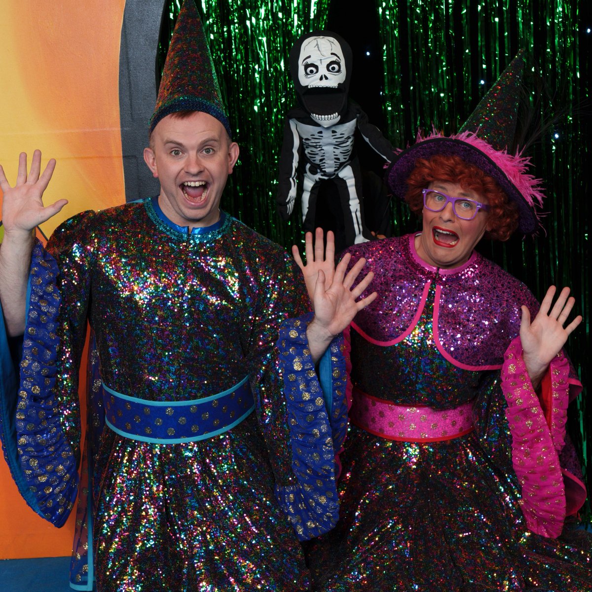 🎃 We’re having a fantastic time on the England leg of our Halloween Tour!
 
🚙 Next stop: The Phoenix Theatre, Blyth!  Today 2pm.

🎟️It’s already looking likely to be another sold-out show! 

Huge thanks to everyone who’s been coming out to see us! 🎃🎭🎶