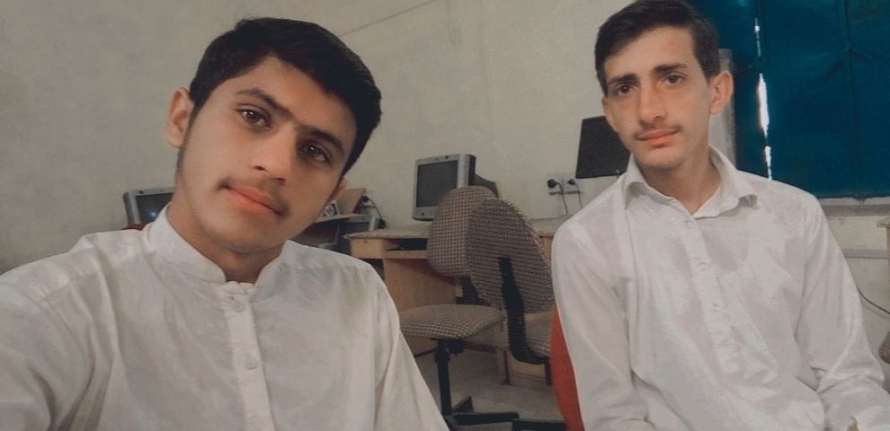 ChauhdariZahid9's tweet image. 26/10/2022
📍 Boys High School Khuiratta
🫂🤳🤍
#2022Memories #WithFriend #ZK09