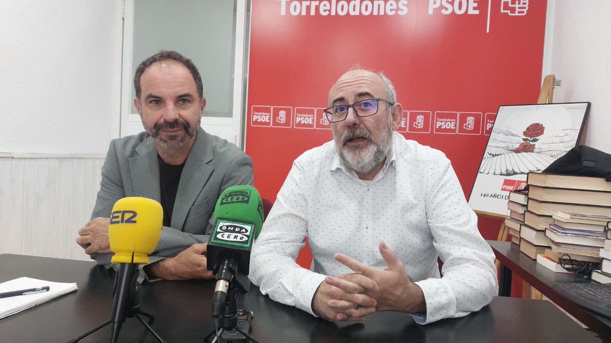 🔁Relevo al frente del Grupo Municipal del PSOE de Torrelodones: Víctor Ibáñez sustituirá a Rodrigo Bernal.

<a href="/PSOE_Torre/">PSOE Torrelodones</a> 

#Psoetorrelodones #Relevopsoe #Torrelodones #Masvive

Leer noticia completa 👇
masvive.com/noticia/22781/…